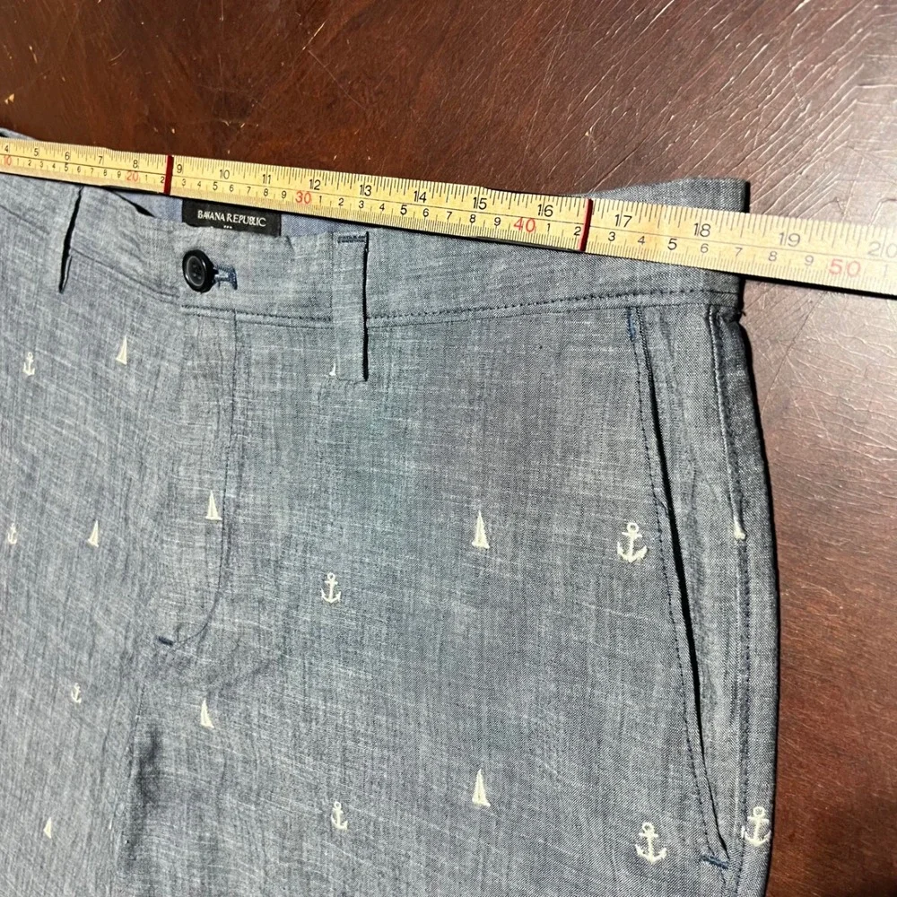 Banana Republic Aiden Shorts 35 Mens Sailing Blue Nautical Anchor Sailboat Slim